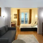 Elegant Vintage Apt With Balcony Opera Madeleine