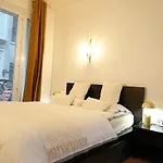 Elegant Vintage Apt With Balcony Opera Madeleine