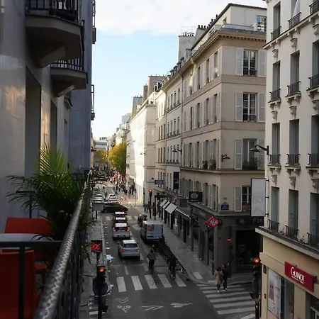 Elegant Vintage With Balcony Opéra Madeleine *