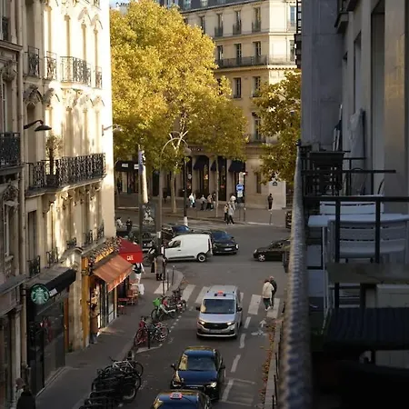Elegant Vintage With Balcony Opera Madeleine Apartment *