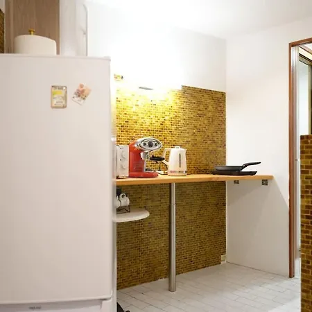 Apartment Elegant Vintage With Balcony Opera Madeleine *