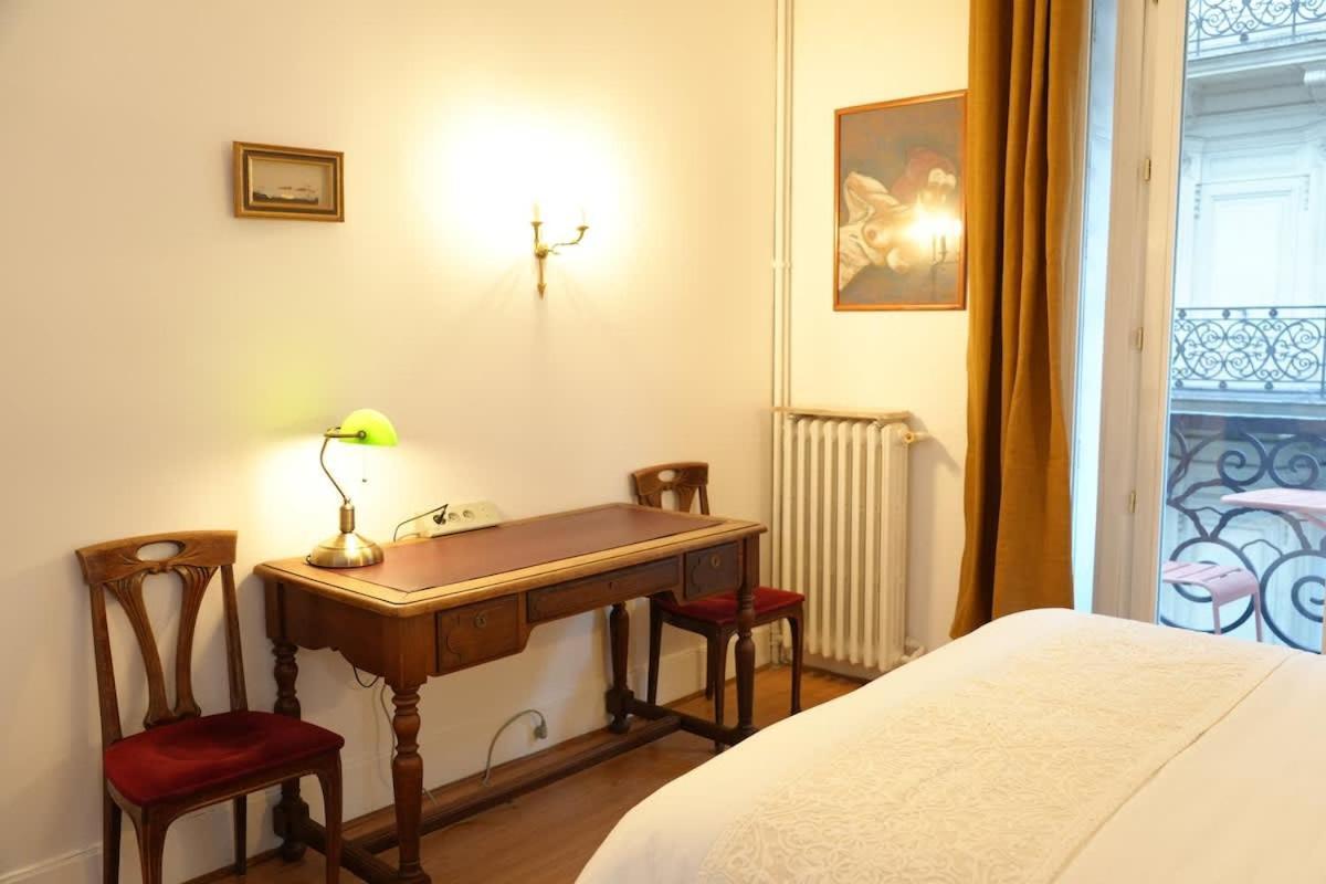 Elegant Vintage With Balcony Opéra Madeleine *